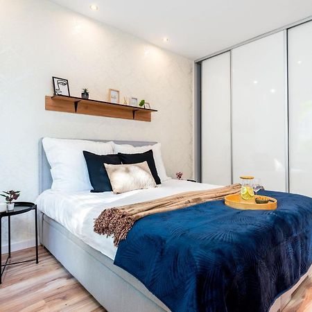 Kairos Apartments - City - Darmowy Parking, Scisle Centrum Катовице Екстериор снимка