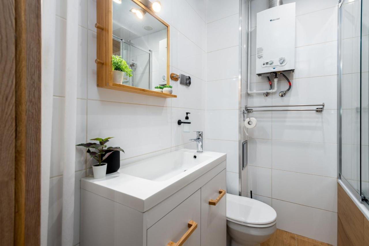 Kairos Apartments - City - Darmowy Parking, Scisle Centrum Катовице Екстериор снимка
